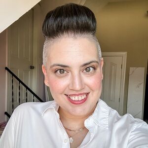 Meet your Posher, Sabrina